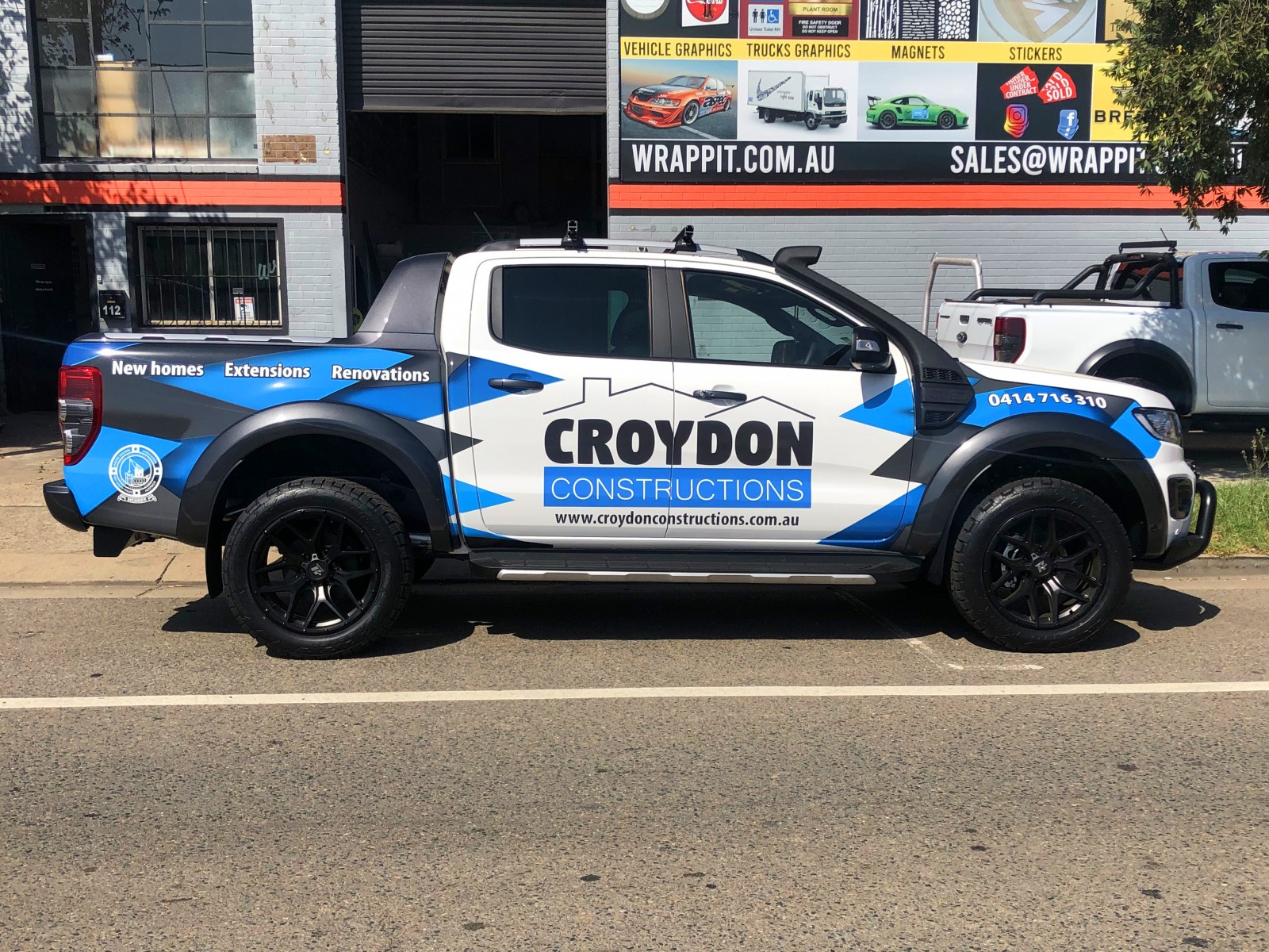 Croydon construction ute
